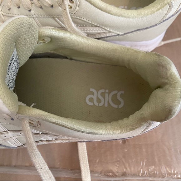 Asics women’s gelsaga trainers size UK 5 - Picture 7 of 16